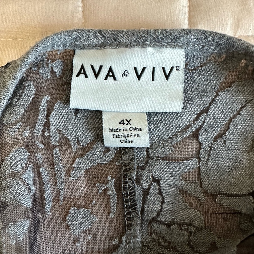This is a Target, Ava and Vic. Floral lace blouse. - Picture 5 of 6
